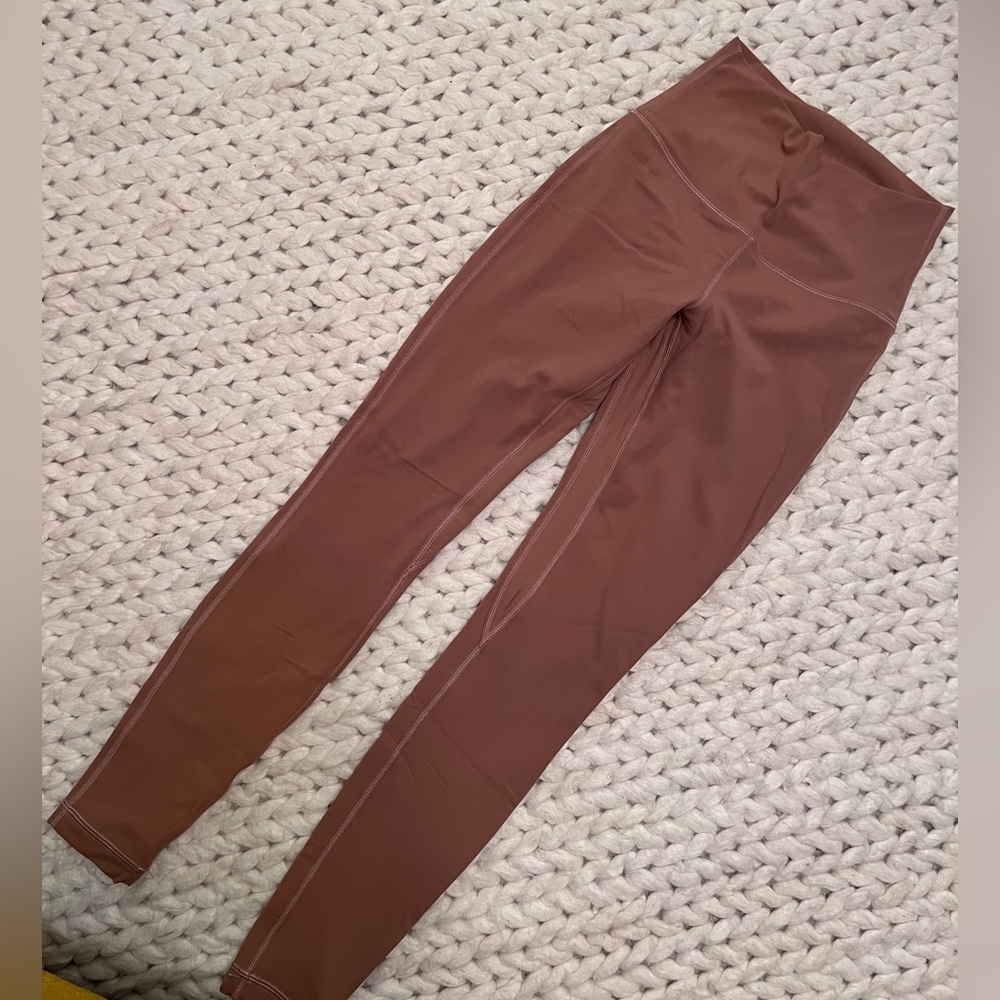 Lulu Lemon Align High Rise 25”, Dusty Clay